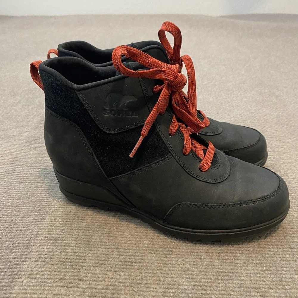Sorel Boots Womens Size 7.5 Black Leather Wedge Ankle Lace Up Booties NL4902-010